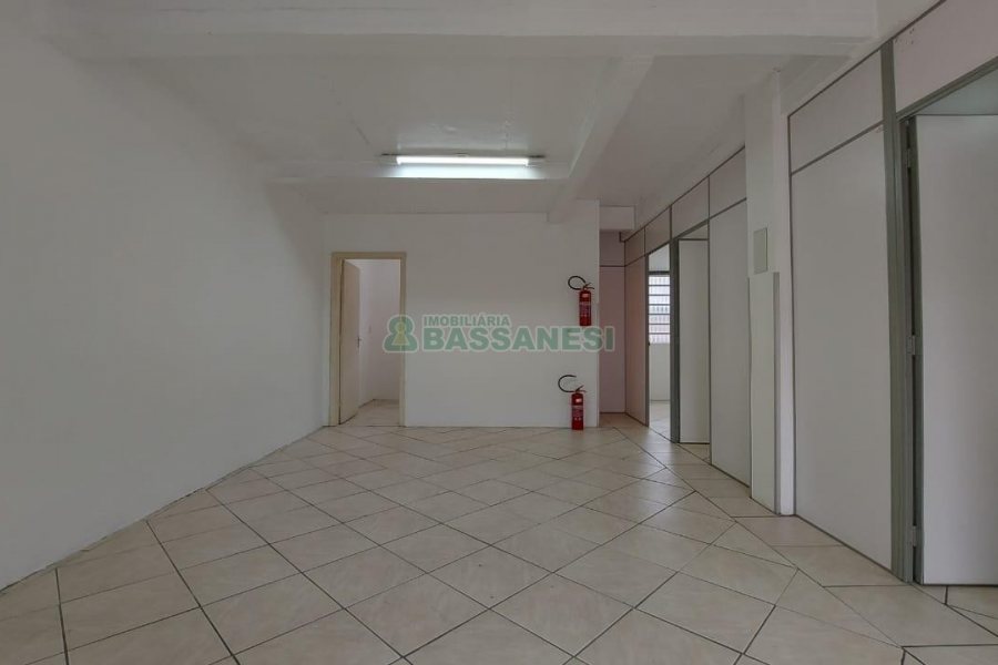 Loja com 70m², no bairro Rio Branco em Caxias do Sul para Alugar