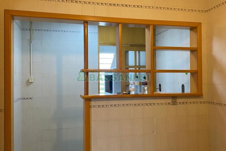 Apartamento com 66m², 2 dormitórios, 1 vaga, no bairro Pio X em Caxias do Sul para Comprar