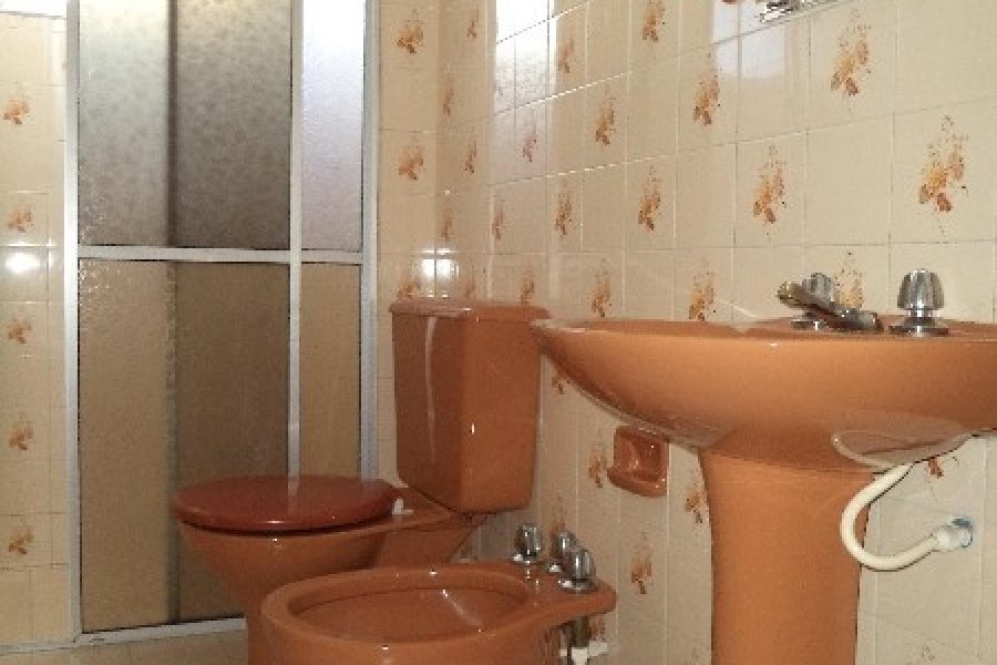 Apartamento com 54m², 2 dormitórios, 1 vaga, no bairro Centro em Caxias do Sul para Comprar