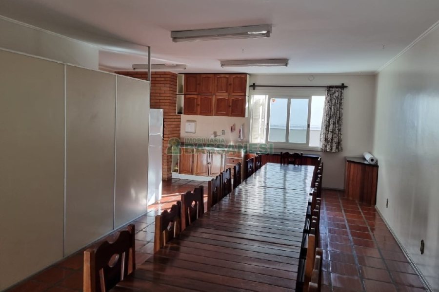 Apartamento com 143m², 3 dormitórios, 1 vaga, no bairro Centro em Caxias do Sul para Comprar