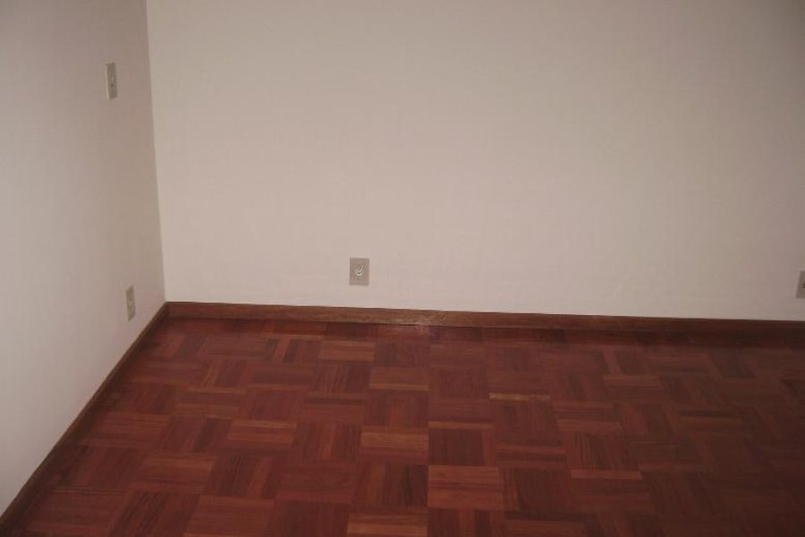 Apartamento com 82m², 2 dormitórios, 1 vaga, no bairro São Pelegrino em Caxias do Sul para Comprar