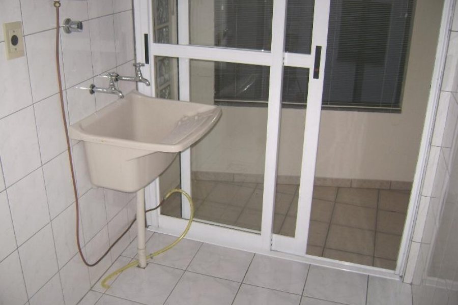 Apartamento com 82m², 2 dormitórios, 1 vaga, no bairro São Pelegrino em Caxias do Sul para Comprar