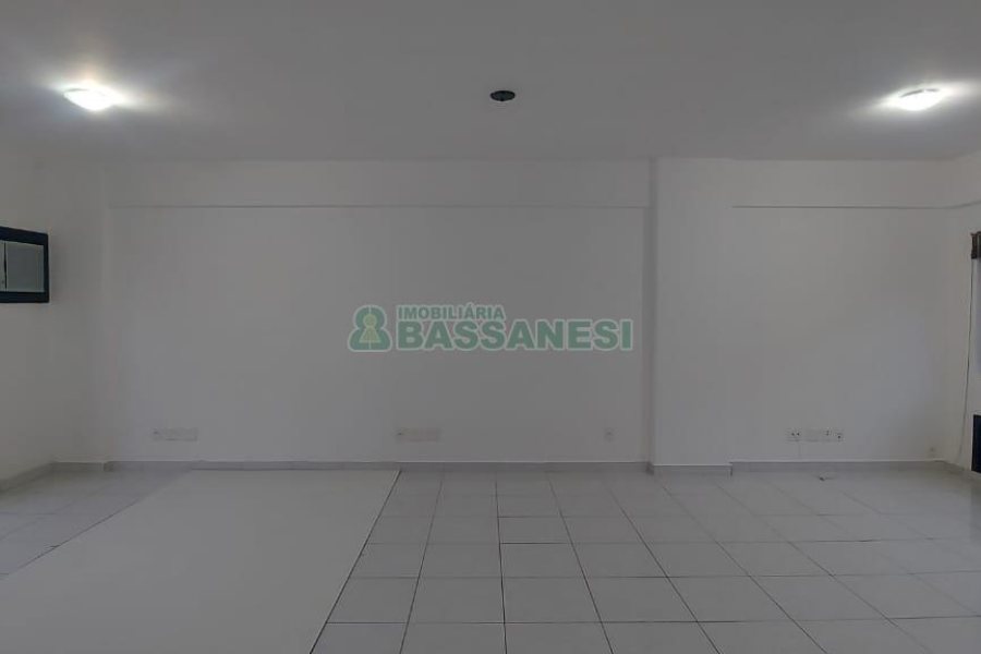 Sala com 54m², no bairro Centro em Caxias do Sul para Comprar