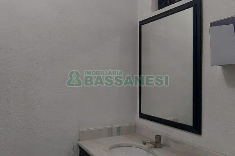 Sala com 54m², no bairro Centro em Caxias do Sul para Comprar
