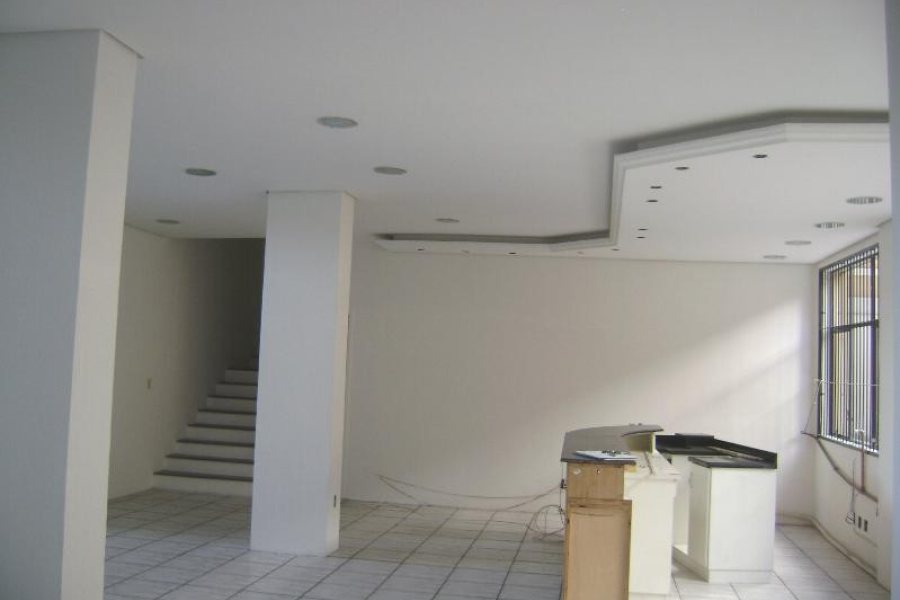 Loja com 300m², no bairro Centro em Caxias do Sul para Alugar ou Comprar