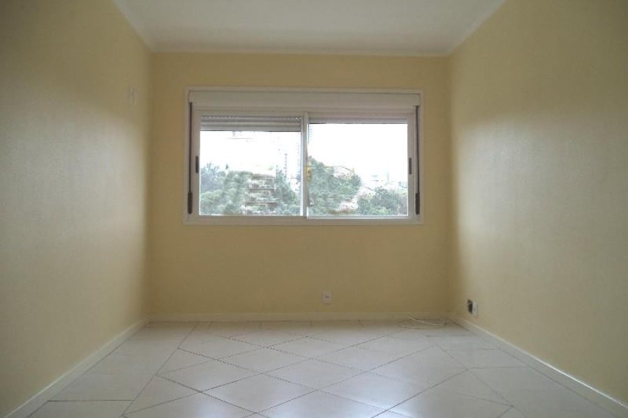 Apartamento com 83m², 2 dormitórios, 1 vaga, no bairro Cristo Redentor em Caxias do Sul para Comprar