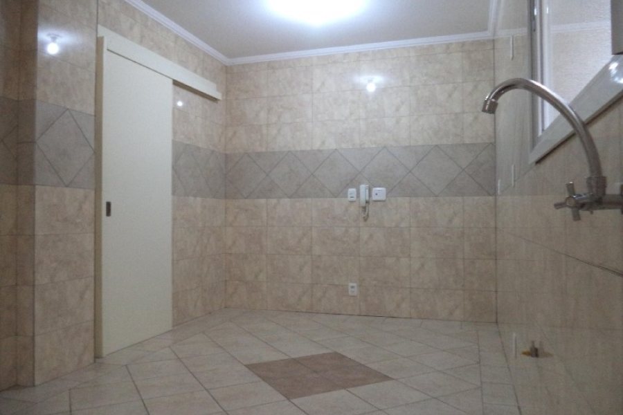 Apartamento com 83m², 2 dormitórios, 1 vaga, no bairro Cristo Redentor em Caxias do Sul para Comprar