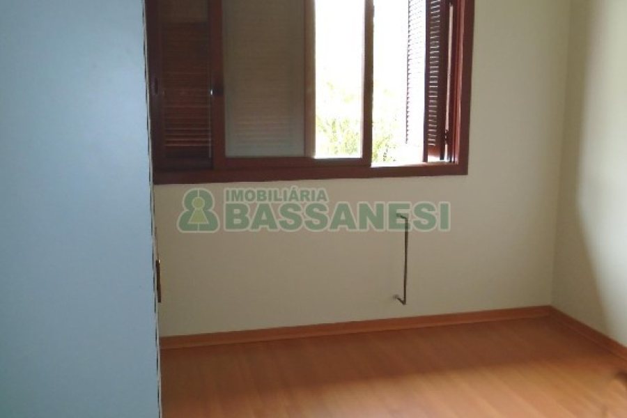 Apartamento com 270m², 4 dormitórios, 2 vagas, no bairro Colina Sorriso em Caxias do Sul para Comprar