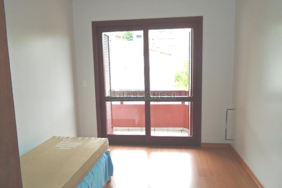 Apartamento com 270m², 4 dormitórios, 2 vagas, no bairro Colina Sorriso em Caxias do Sul para Comprar