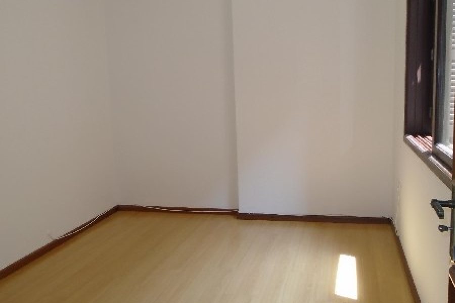 Apartamento com 140m², 3 dormitórios, 1 vaga, no bairro Centro em Caxias do Sul para Alugar