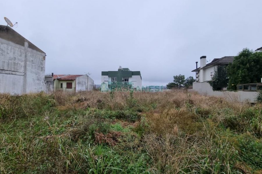 Terreno com 288m², no bairro Santa Lúcia em Caxias do Sul para Comprar