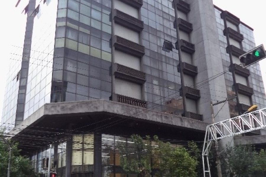 Sala com 61m², no bairro Centro em Caxias do Sul para Comprar