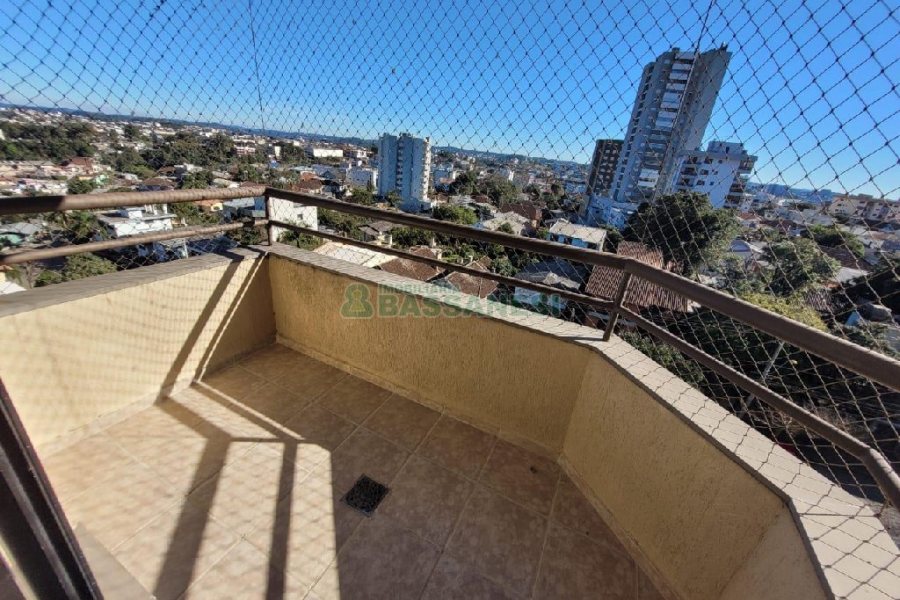 Apartamento com 190m², 3 dormitórios, 2 vagas, no bairro Rio Branco em Caxias do Sul para Comprar