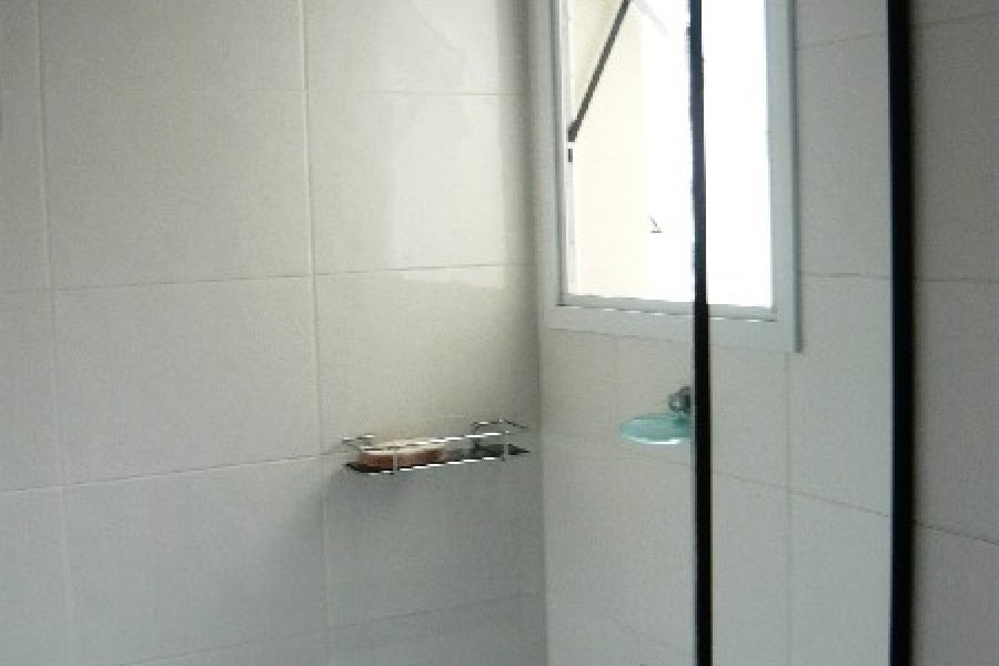 Apartamento com 95m², 3 dormitórios, 2 vagas, no bairro Cinqüentenário em Caxias do Sul para Comprar