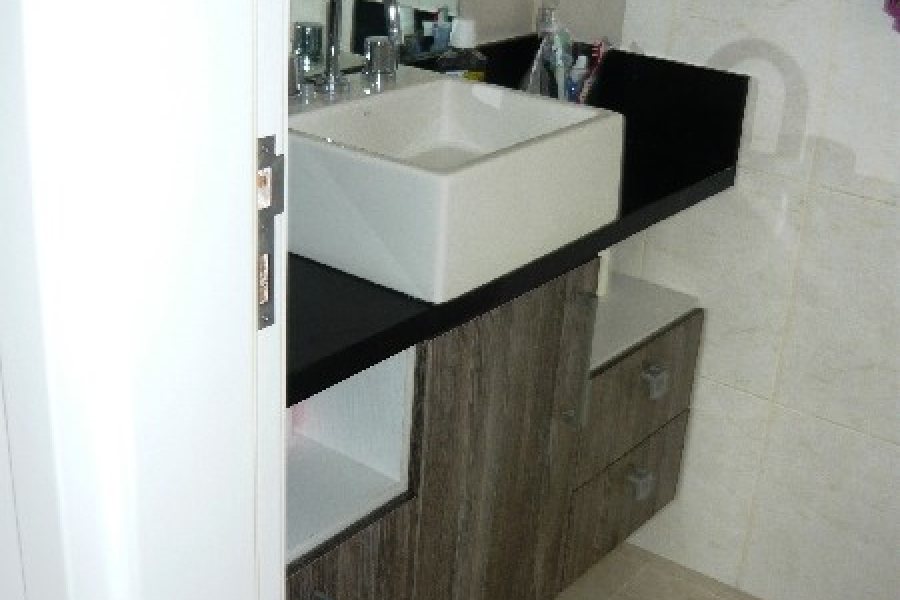 Apartamento com 95m², 3 dormitórios, 2 vagas, no bairro Cinqüentenário em Caxias do Sul para Comprar