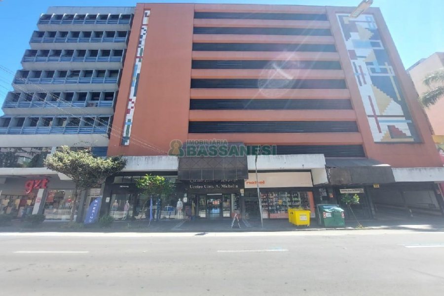 Loja com 40m², no bairro Centro em Caxias do Sul para Alugar