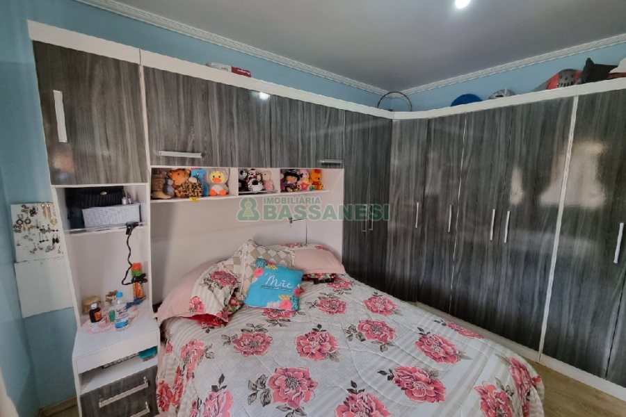 Apartamento com 72m², 3 dormitórios, 1 vaga, no bairro Jardim Eldorado em Caxias do Sul para Comprar