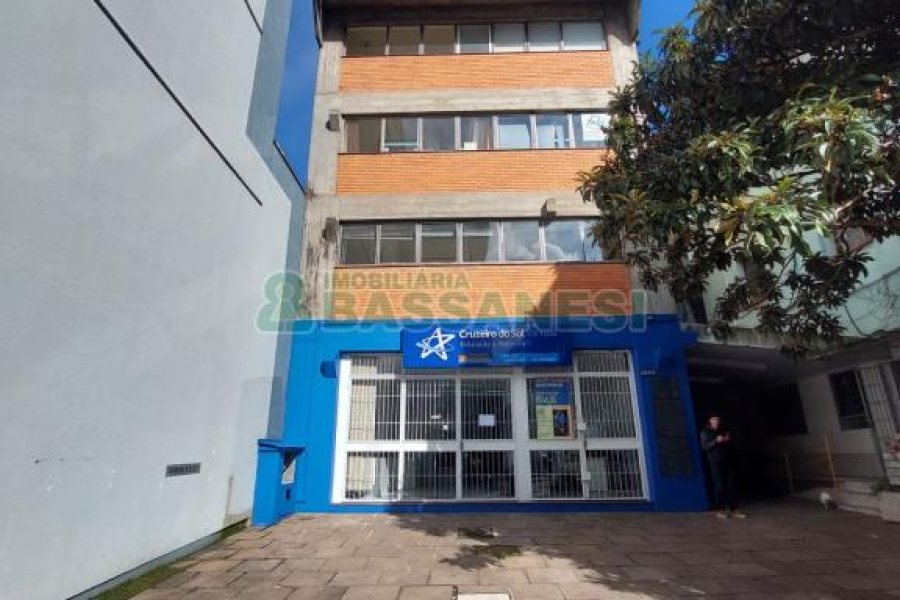 Sala com 240m², no bairro Centro em Caxias do Sul para Alugar