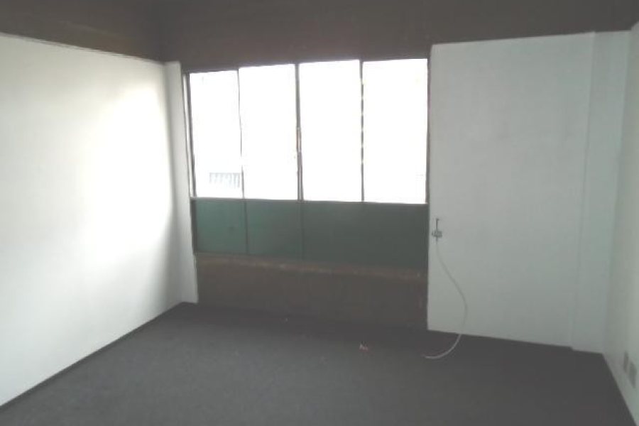 Sala com 40m², no bairro Centro em Caxias do Sul para Alugar