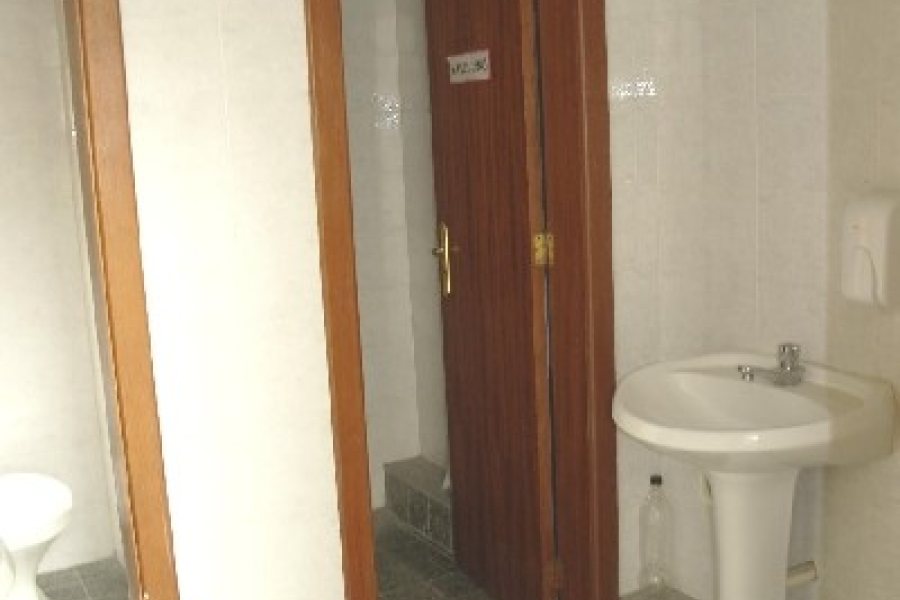 Loja com 328m², no bairro Centro em Caxias do Sul para Alugar ou Comprar