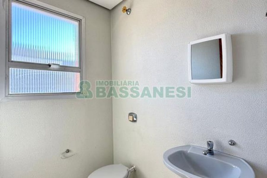 Sala com 40m², no bairro Pio X em Caxias do Sul para Alugar