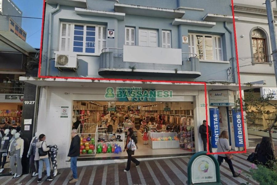 Sala com 400m², no bairro Centro em Caxias do Sul para Alugar