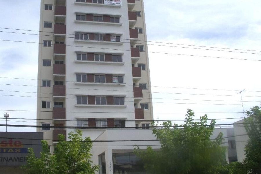 Apartamento com 43m², 1 dormitório, no bairro Lourdes em Caxias do Sul para Comprar
