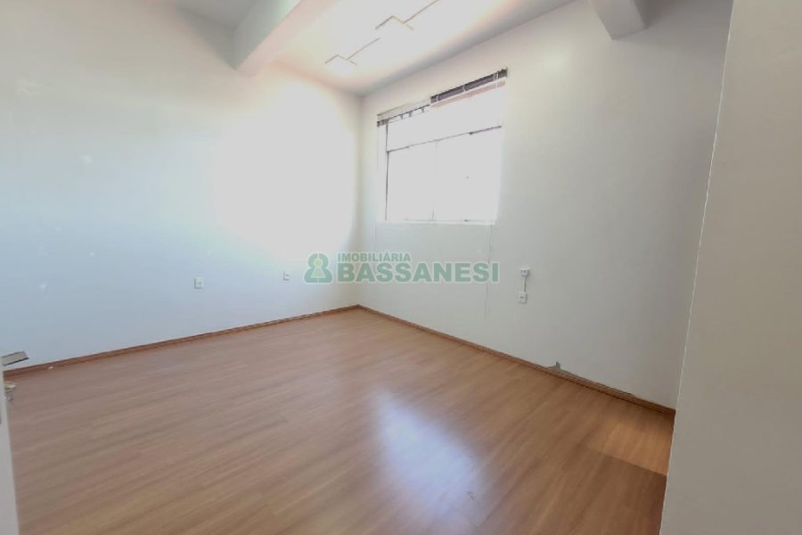 Loja com 50m², no bairro Salgado Filho em Caxias do Sul para Alugar