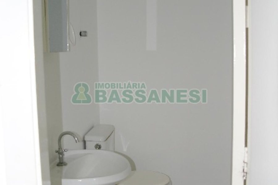 Loja com 29m², no bairro Centro em Caxias do Sul para Alugar