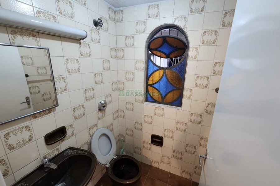 Loja com 35m², no bairro Centro em Caxias do Sul para Alugar