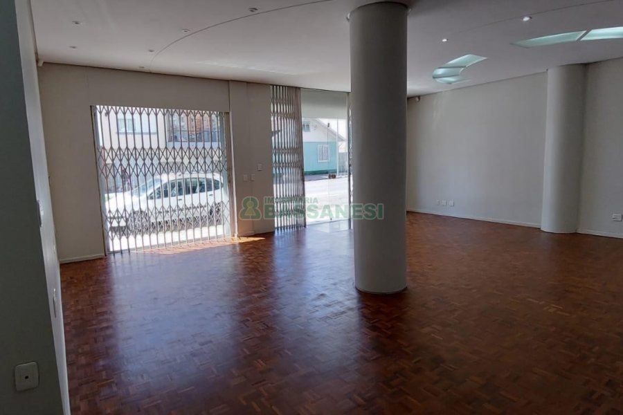 Loja com 87m², no bairro Centro em Caxias do Sul para Comprar