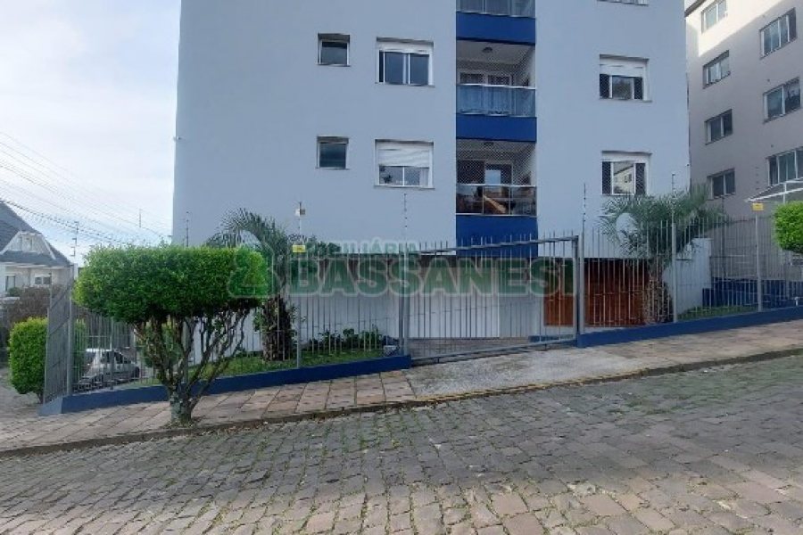 Apto Mobiliado com 70m², 2 dormitórios, 1 vaga, no bairro Santa Catarina em Caxias do Sul para Alugar