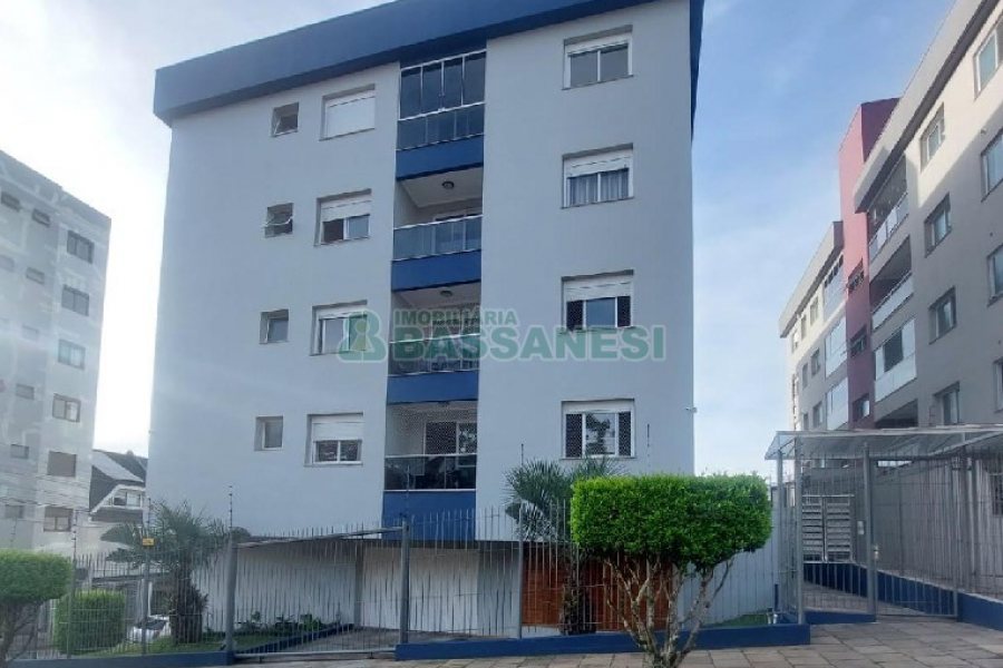 Apto Mobiliado com 70m², 2 dormitórios, 1 vaga, no bairro Santa Catarina em Caxias do Sul para Alugar