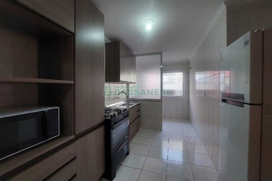 Apto Mobiliado com 70m², 2 dormitórios, 1 vaga, no bairro Santa Catarina em Caxias do Sul para Alugar