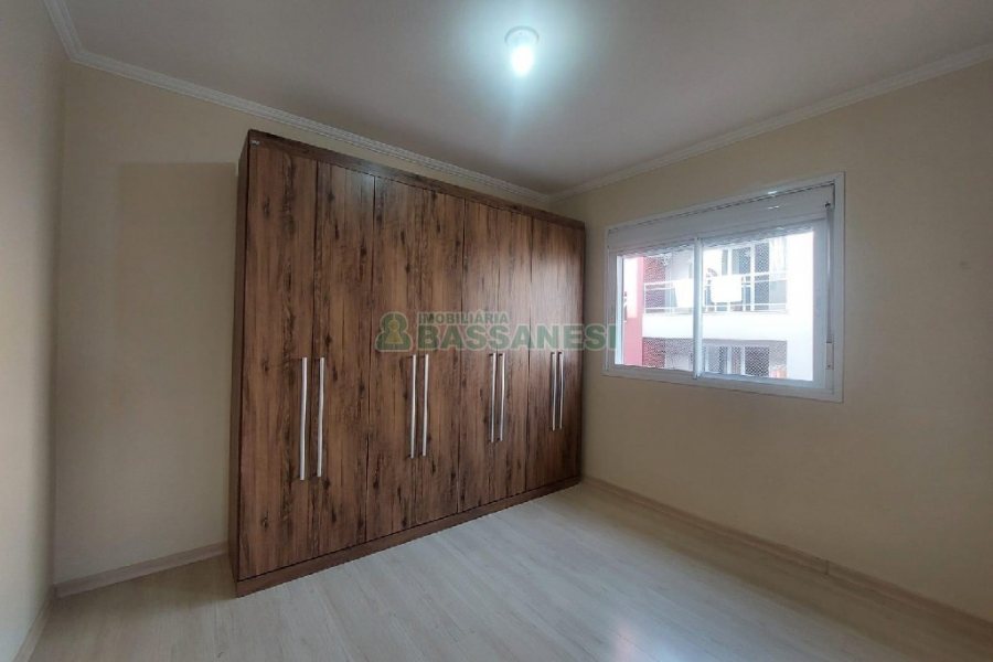 Apto Mobiliado com 70m², 2 dormitórios, 1 vaga, no bairro Santa Catarina em Caxias do Sul para Alugar