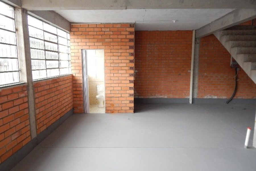 Pavilhão com 314m², no bairro Santa Catarina em Caxias do Sul para Alugar