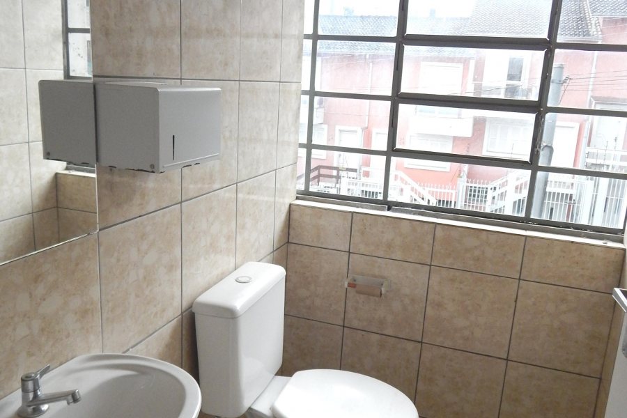 Pavilhão com 314m², no bairro Santa Catarina em Caxias do Sul para Alugar