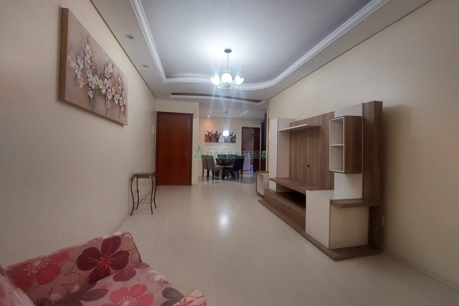 Apto Mobiliado com 112m², 3 dormitórios, 1 vaga, no bairro Sagrada Família em Caxias do Sul para Alugar