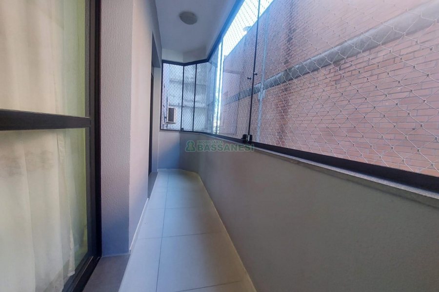 Apto Mobiliado com 112m², 3 dormitórios, 1 vaga, no bairro Sagrada Família em Caxias do Sul para Alugar