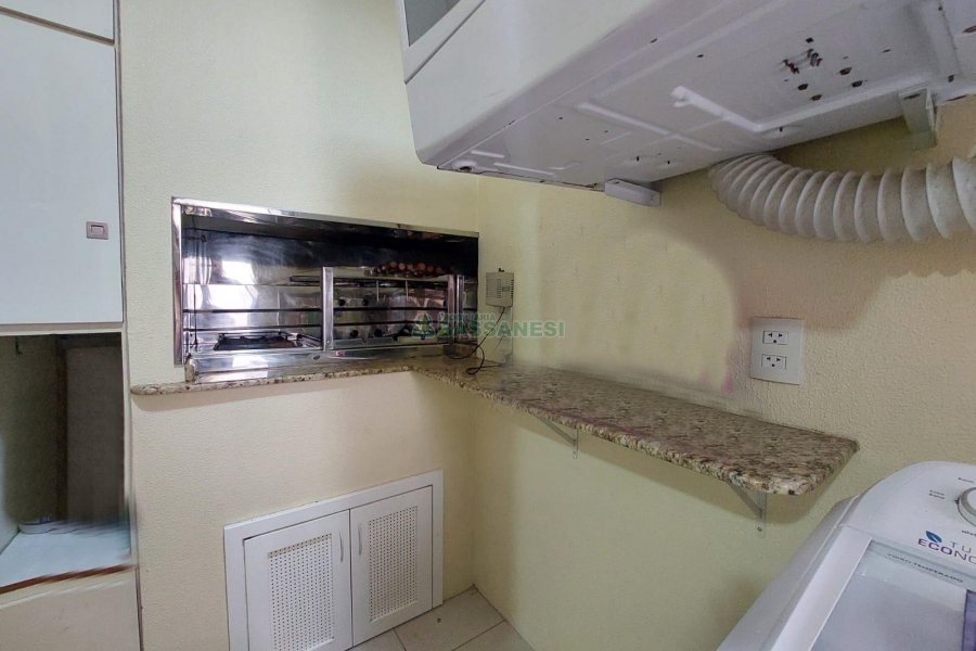 Apto Mobiliado com 112m², 3 dormitórios, 1 vaga, no bairro Sagrada Família em Caxias do Sul para Alugar