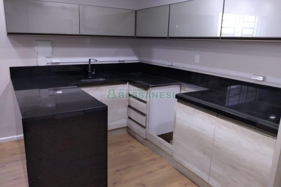 Casa Comercial com 300m², no bairro Bela Vista em Caxias do Sul para Alugar