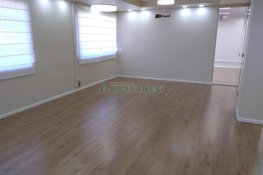 Casa Comercial com 300m², no bairro Bela Vista em Caxias do Sul para Alugar