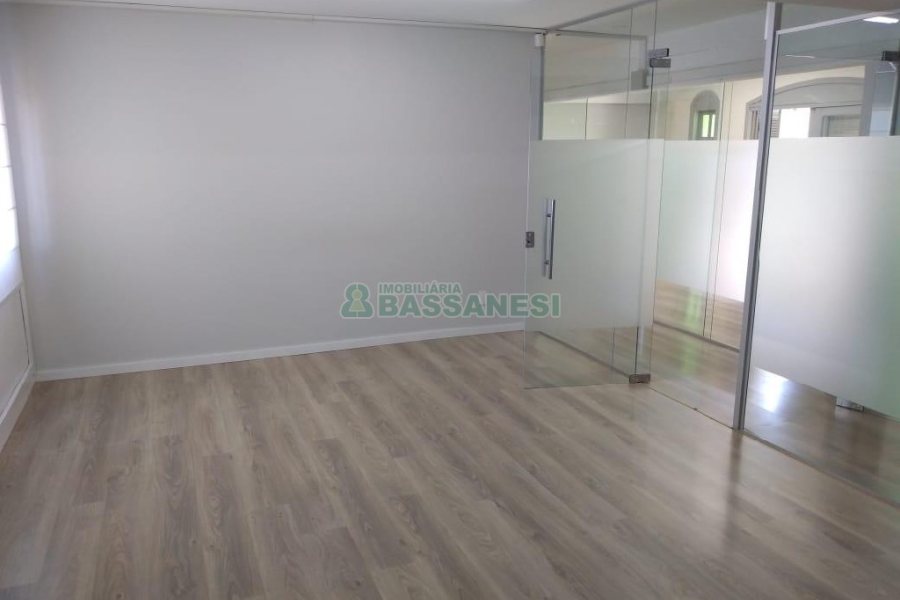 Casa Comercial com 300m², no bairro Bela Vista em Caxias do Sul para Alugar