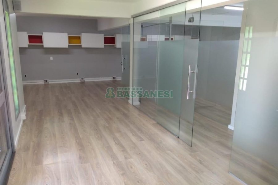 Casa Comercial com 300m², no bairro Bela Vista em Caxias do Sul para Alugar
