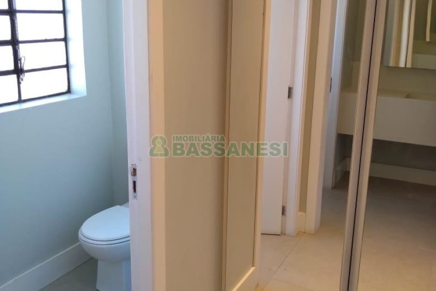 Casa Comercial com 300m², no bairro Bela Vista em Caxias do Sul para Alugar