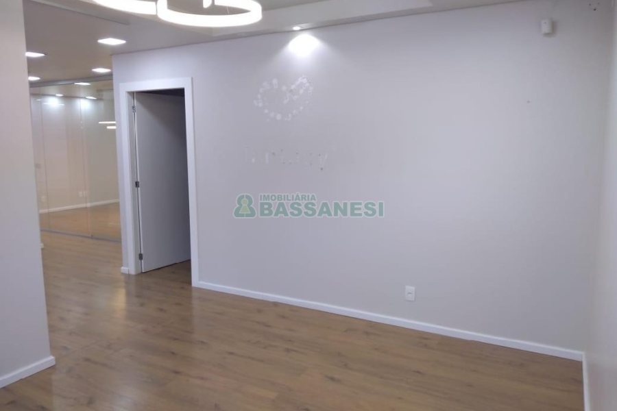 Casa Comercial com 300m², no bairro Bela Vista em Caxias do Sul para Alugar