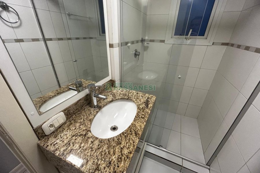 Apto Mobiliado com 34m², 1 dormitório, 1 vaga, no bairro São Pelegrino em Caxias do Sul para Alugar
