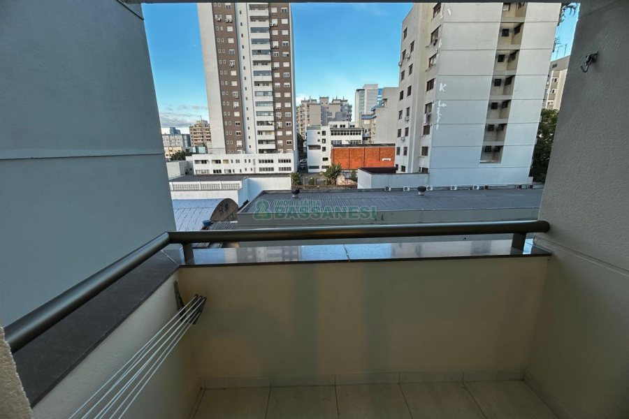 Apto Mobiliado com 34m², 1 dormitório, 1 vaga, no bairro São Pelegrino em Caxias do Sul para Alugar