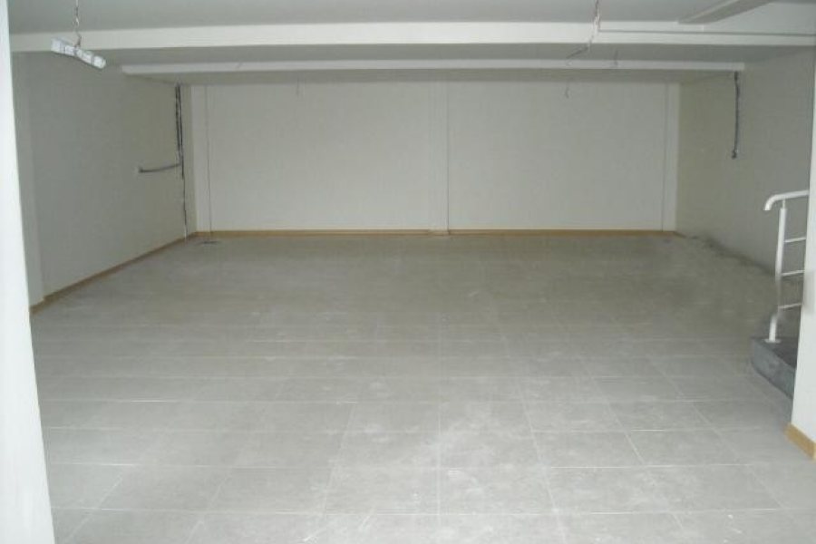 Loja com 300m², 1 vaga, no bairro Centro em Caxias do Sul para Alugar