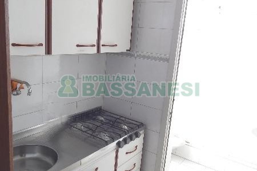 Sala com 140m², no bairro Centro em Caxias do Sul para Comprar